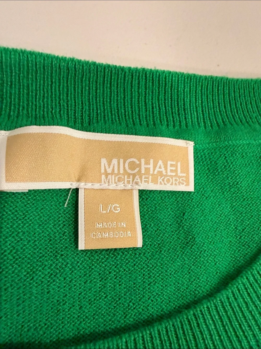 Michael Kors Emerald Green Short Sleeve Sweater Gold Button Shoulder Large